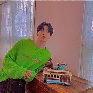 Meet your Posher, Veymarie